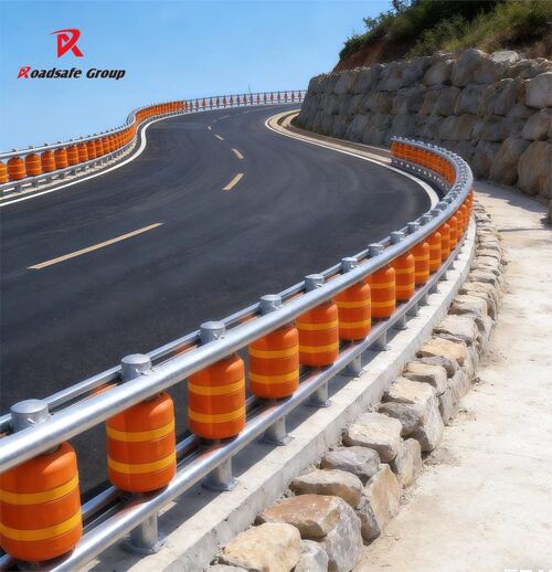 Latest company news about Otoyol Roller Guardrail Araba Kamyon Çarpışma Uyarısı Polyurethane Rolling Barrier Sistemi