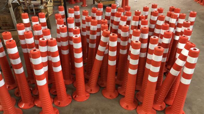 Popular Spring Parking Sign Post Road Safety Flexible PU Screw Thread Parking Lot Sign Posts 11