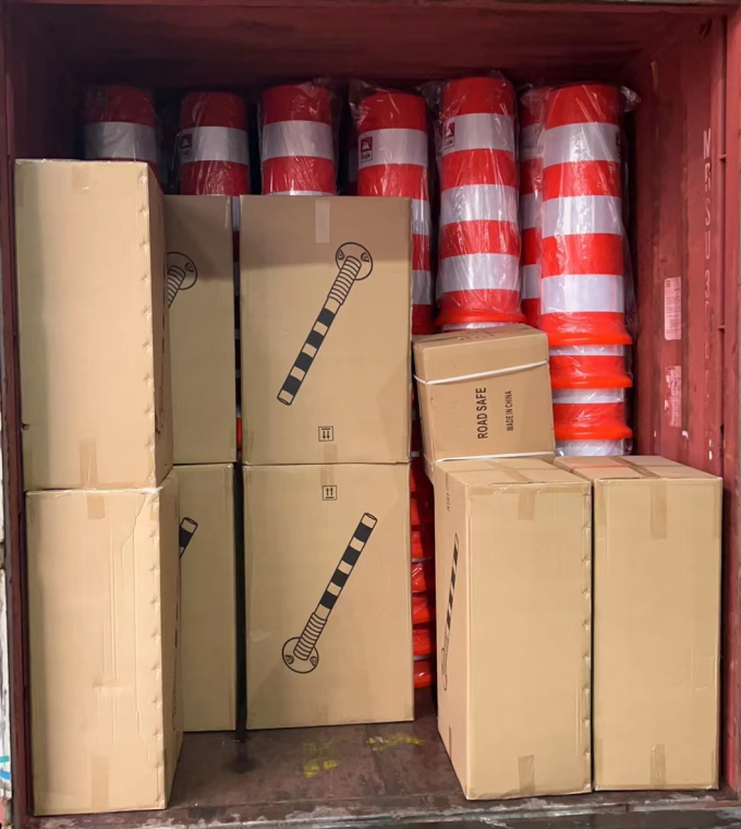 75cm Dış Yol Güvenliği Uyarısı Dayanıklı PU Plastik Trafik Uyarısı Posta 21