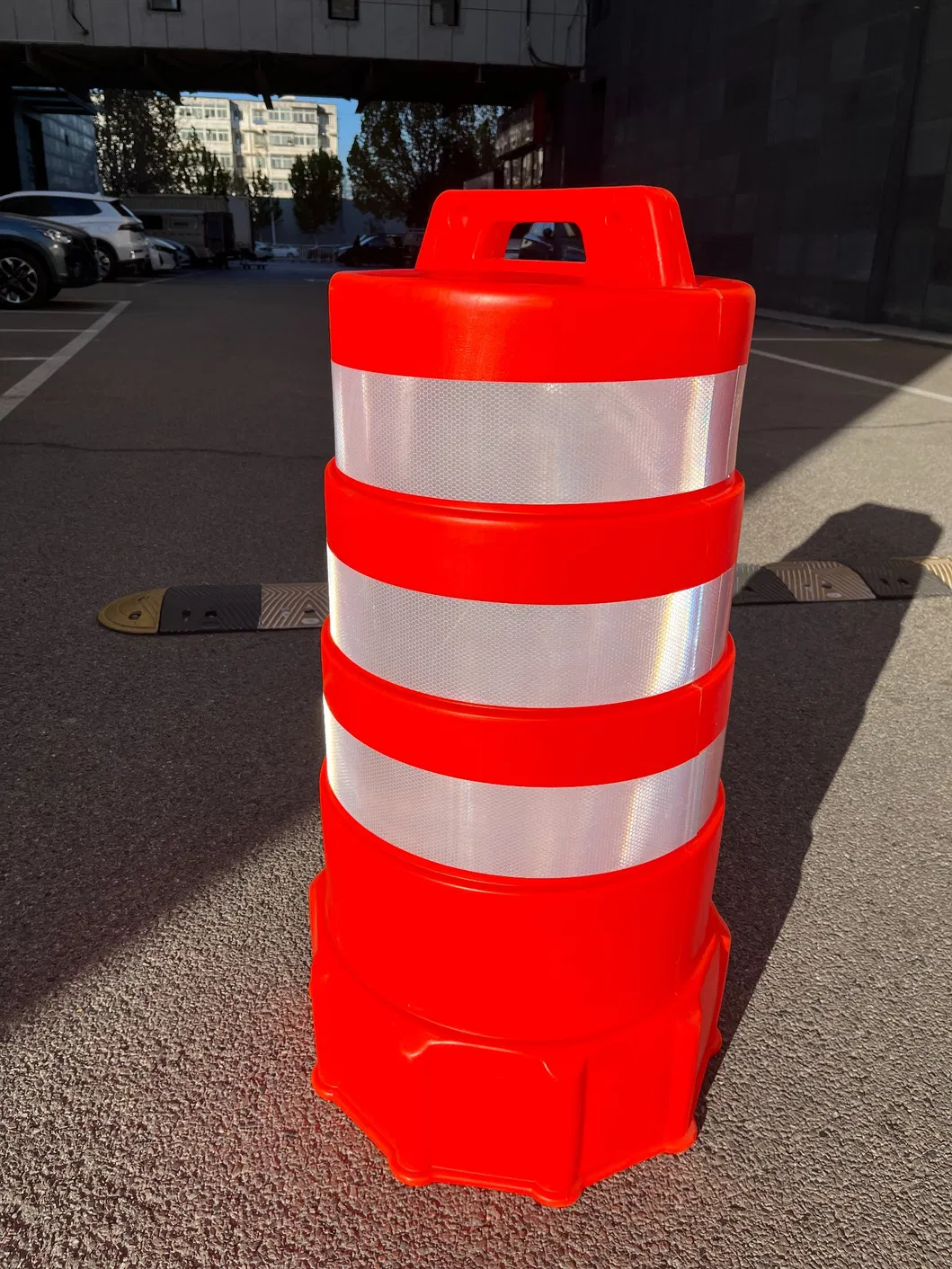 ROADSAFE &Ccedil;ok satan PE Trafik Konisi &Ccedil;arpışma Varilleri Yol G&uuml;venliği Yansıtıcı Uyarı Konisi 3